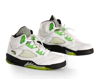 BASKETBALL SHOES, Air Jordan 5 Retro Q 54. Size EU 43.