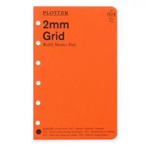 Puede incluir: Bloc de notas de recambio naranja con el texto "PLOTTER" en la parte superior y "2mm Grid" en letras grandes. El bloc de notas tiene seis agujeros en el lado izquierdo para encuadernar y el número "004" en la esquina superior derecha.