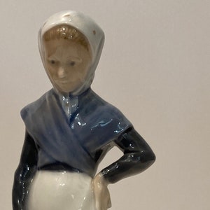 Estatueta "Guardião do Ganso" em porcelana Royal Copenhagen