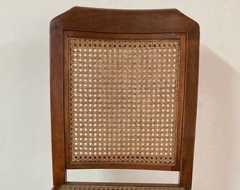 Chair in cherry wood and Vienna straw