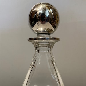 Captain&#39;s bottle in crystal and silver