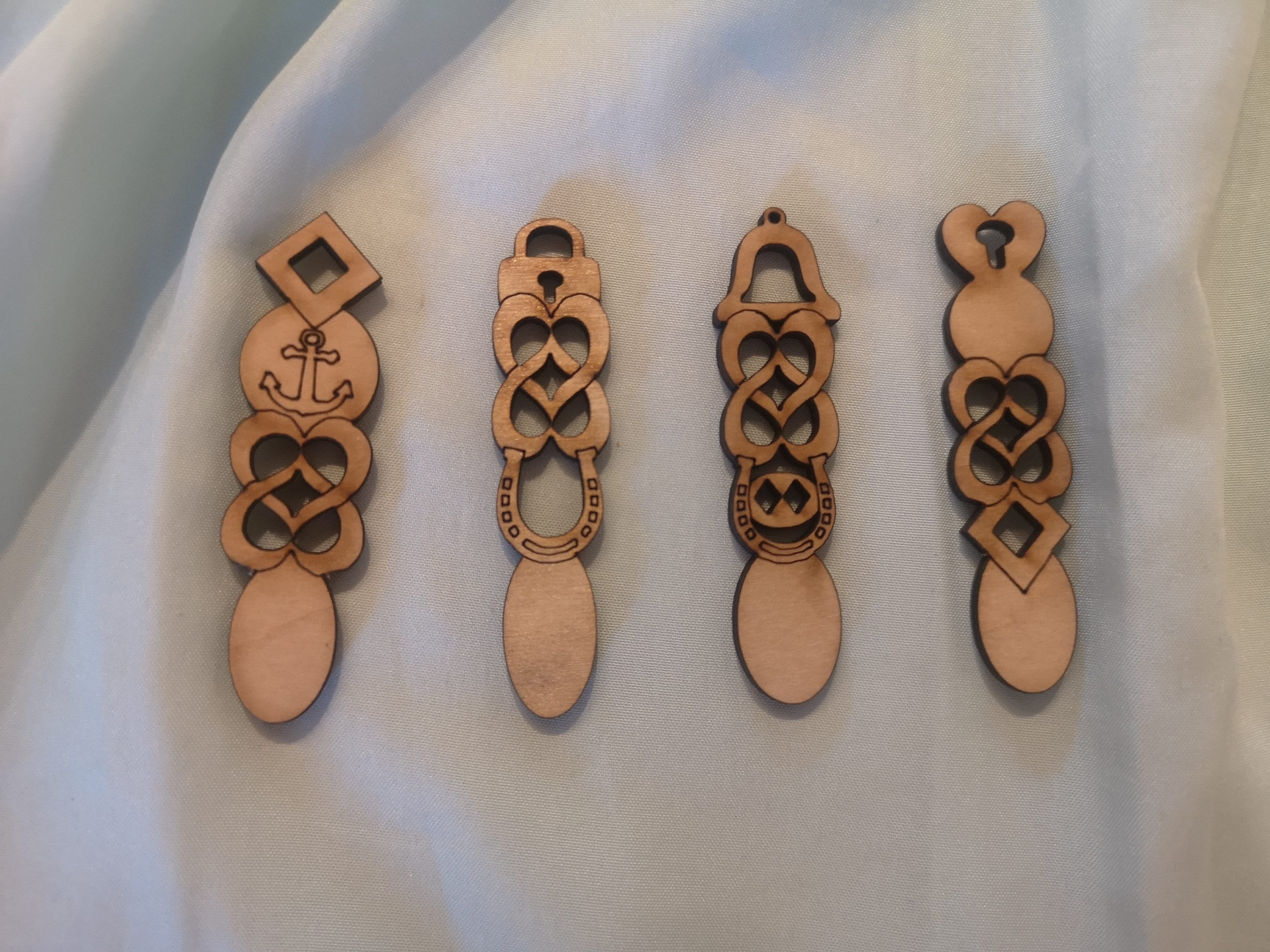 Grande cuillère en bambou colorée - Ustensile design pour cuisiner et