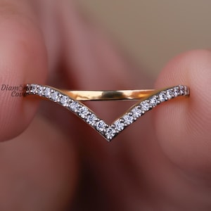 Unique Wedding Band V Shaped Moissanite Diamond Band Half Eternity White Gold Matching Band Prong Full Eternity Band Antique Chevron Band