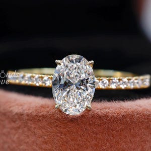 Oval Lab Grown Diamond Engagement Ring With Side Pave Half Eternity Ring For Her 1st Anniversary Gifts For Women t Oval Lab Diamond Ring