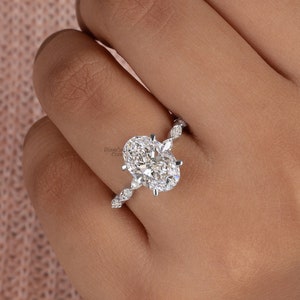 Oval Diamond Ring Oval Engagement Ring Lab Grown Diamond Solitaire Ring Oval & Marquise Diamond Anniversary Ring 14K Gold Ring Wedding Ring