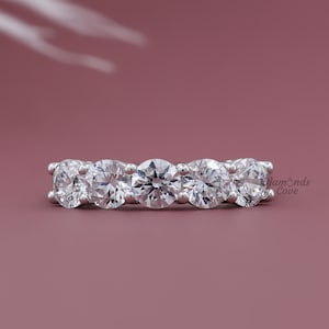 Lab Grown Diamond Wedding Band 5 Stone Round Diamond Eternity Band Anniversary Stacking Ring Classic Band Lab Diamond Promise Ring For Her