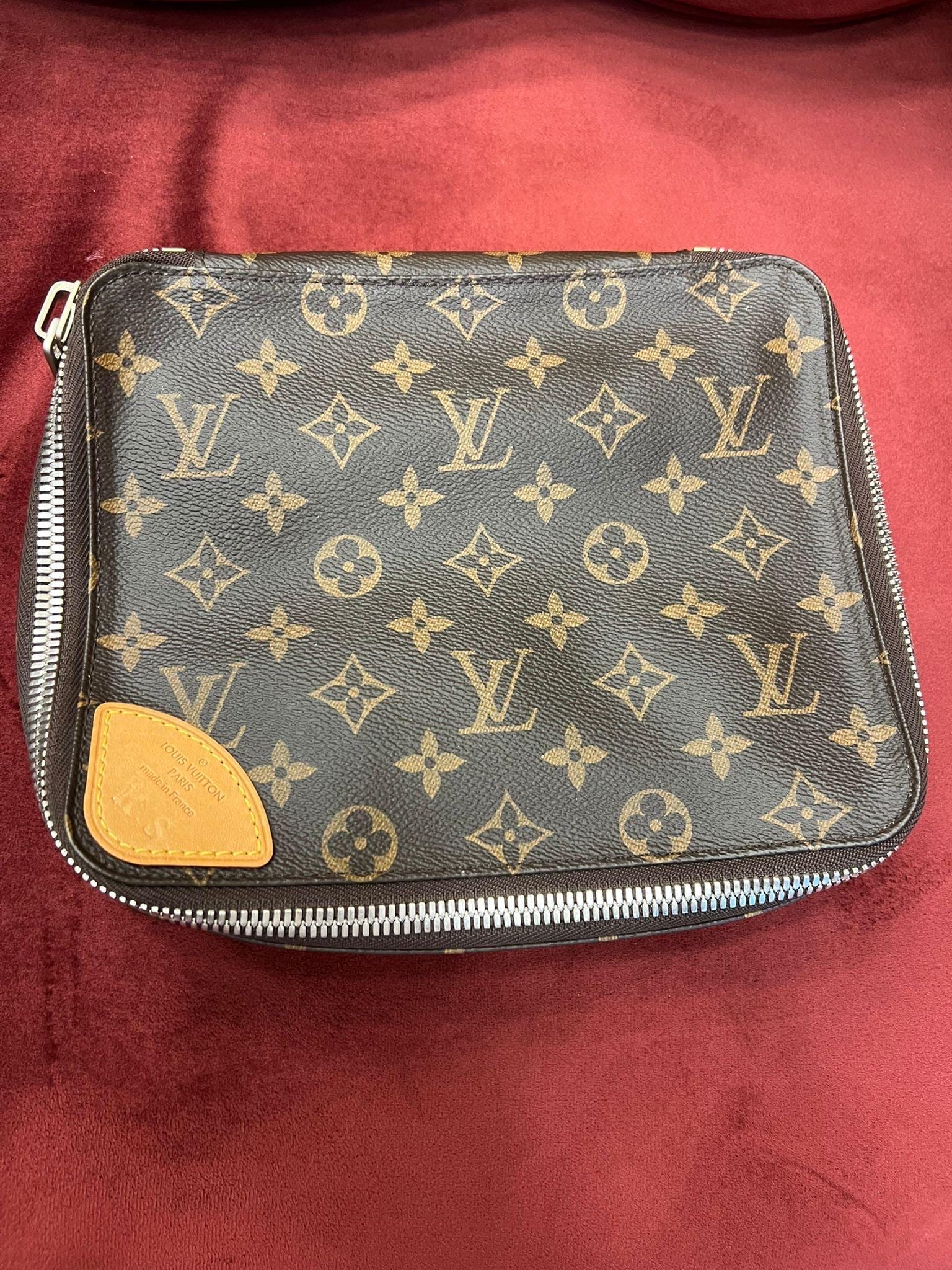 Louis vuitton cosmetic bag vintage - Etsy 日本