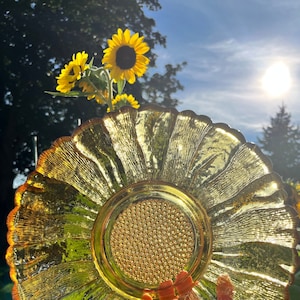 Vintage Anchor Hocking Sunflower Serving Bowl Country Estate Amber Glass