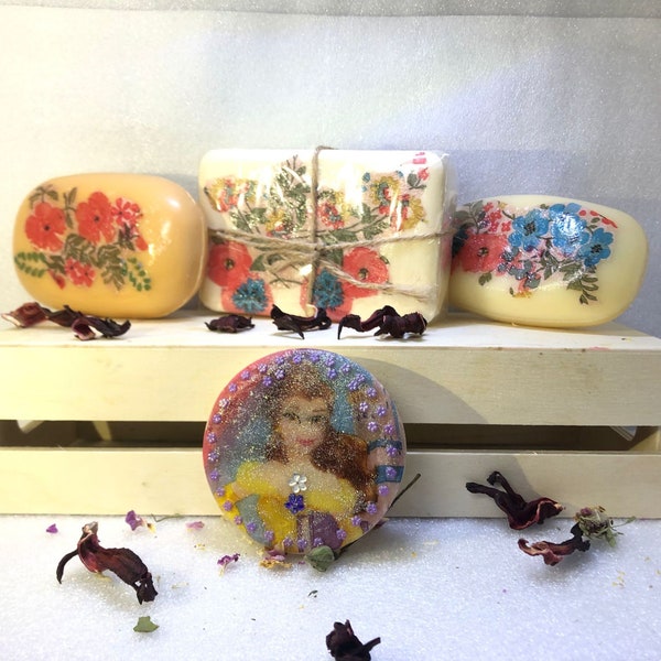 Savon personnalisé,savon décoré, savon decoupage,jabones personalizados, jabon para regalar, personalized decoupage soap.