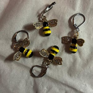 Bee Stitch Marker