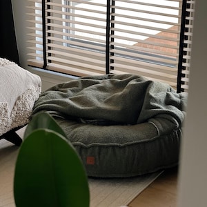 Cama tipo cueva para perros de tela bouclé con funda extraíble