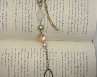 Gold, pearl, pink and peach colored  princess bookmark. Gold bookhook. Handmade.