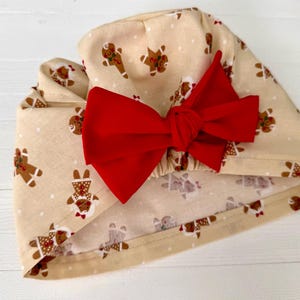 Gingerbread Man Print Scrub Cap: Euro Style Cotton Nurse Fashion Scrub Hat