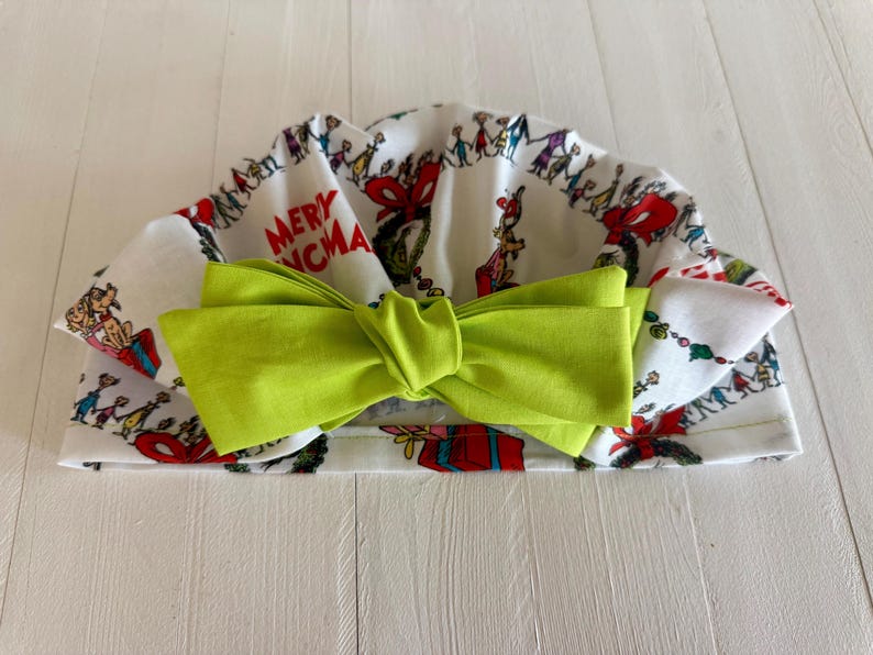 Grinch Scrub Cap: Euro Style Cotton Nurse Hat, Christmas Fashion Scrub Cap for Women White