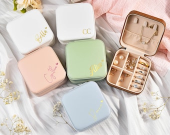 Personalized jewelry box,Custom Jewelry Boxes, Bridesmaid Name Jewelry Box, Travel Jewelry Case, Bridesmaid Proposal Box, Wedding Party Gift