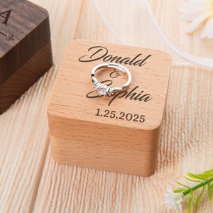 Benutzerdefinierte Holzring Box für Hochzeitszeremonie, Vorschlag Verlobungsring Box mit Namen, Jubiläumsgeschenke für Sie, Vorschlag Ring Box