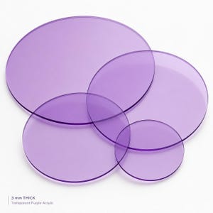 Könnte beinhalten: Vier kreisförmige Scheiben aus transparentem violettem Acrylmaterial. Die Scheiben sind in einem überlappenden Muster angeordnet. Der Text in der unteren linken Ecke gibt 3 mm THICK und Transparent Purple Acrylic an, was die Materialstärke angibt.