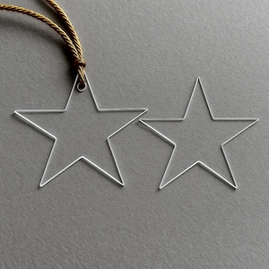 Clear Acrylic Star Ornament - 2mm Thin Hanging Decoration for Crafts and Gifts