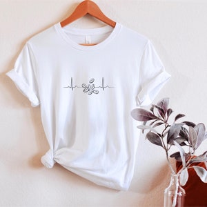 Coffee Lover T-Shirt, Coffee Shirt, Coffee Gift Idea, Perfect for Coffee Fans, Coffee T-Shirt