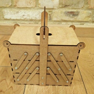 Wooden Folding Storage Box, Laser Cut CNC Cut Pivoting Tool Box Digital Files SVG DXF Cdr Ai Storage Basket With The Handle Vector Template