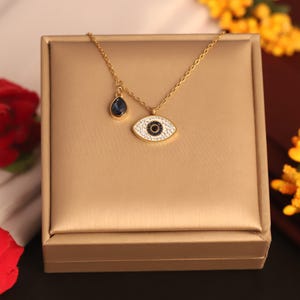 Dainty Evil Eye Necklace, Silver Evil Eye Necklace, Gold Necklace, Gift for Woman, Protection Necklace, Vintage Evil Necklace, Gift for Her