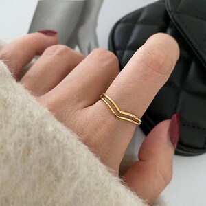 v chevron ring, v shaped ring, Gold Chevron Ring, Gold Filled Ring, dainty gold ring, delicate ring, minimalist ring image 2
