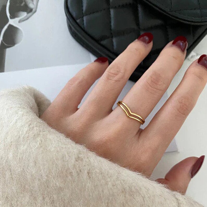 v chevron ring, v shaped ring, Gold Chevron Ring, Gold Filled Ring, dainty gold ring, delicate ring, minimalist ring image 3