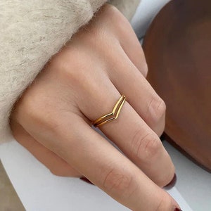 v chevron ring, v shaped ring, Gold Chevron Ring, Gold Filled Ring, dainty gold ring, delicate ring, minimalist ring image 1