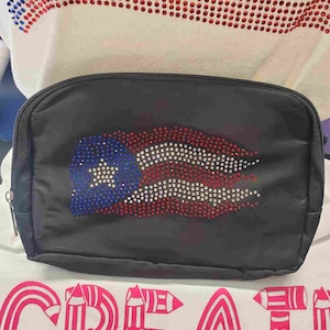 Fuerte Rico Flagge Crossbody/Bauchtasche: Wasserdichte Gürteltasche Fuerte Rico Flagge mit Strasssteinen