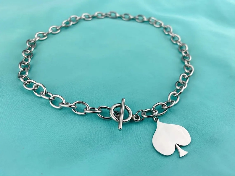 Queen of Spades Toggle Necklace 画像 2
