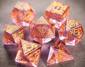 Juego completo de dados Arcane D&D para cristal rosa, ideal para regalar. Juego de dados poliédricos para director de juego - Dungeons and Dragons, dados de dragón, dados D20.