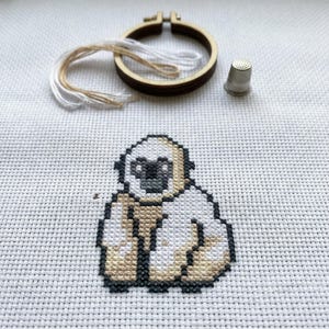 Schattig klein kruissteekpatroon gorilla | Borduurring borduurring | PDF | Direct downloaden | Commercieel gebruik | Kruissteektabel