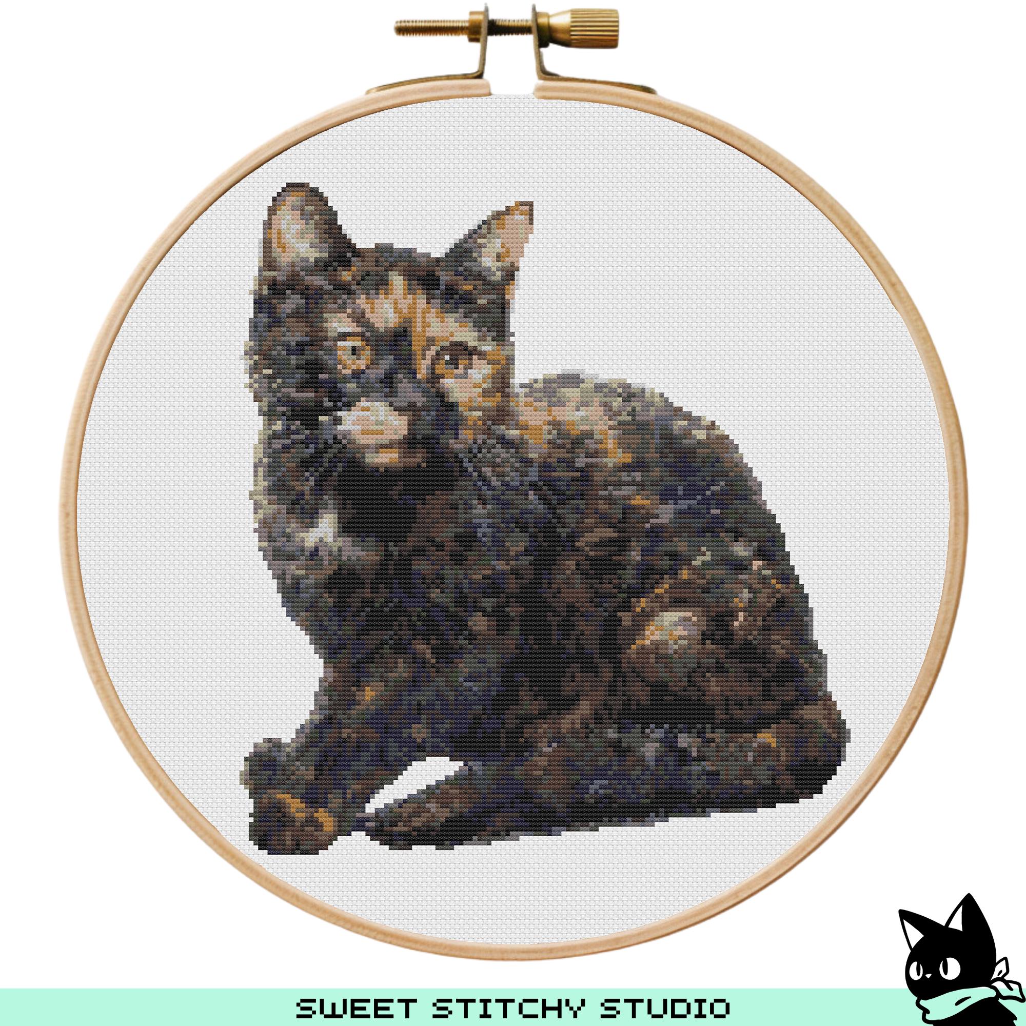 Cute Tortoiseshell Cat Cross Stitch Pattern | Hoop Embroidery
