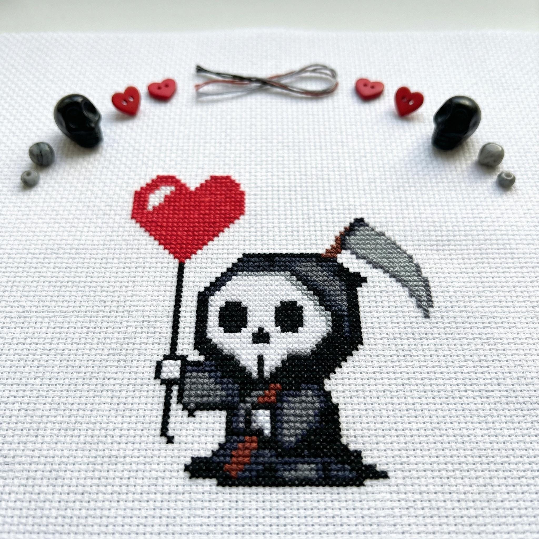 かわいい死神ハートのクロスステッチパターン | フープ刺繍 | PDF