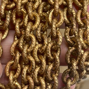 Vintage, Raw Brass, Unplated. Heavy Textured, Heavyweight. Cable Chain. 9.02 x 10.43mm, Natural Brass Color. Excellent. Priced by the foot