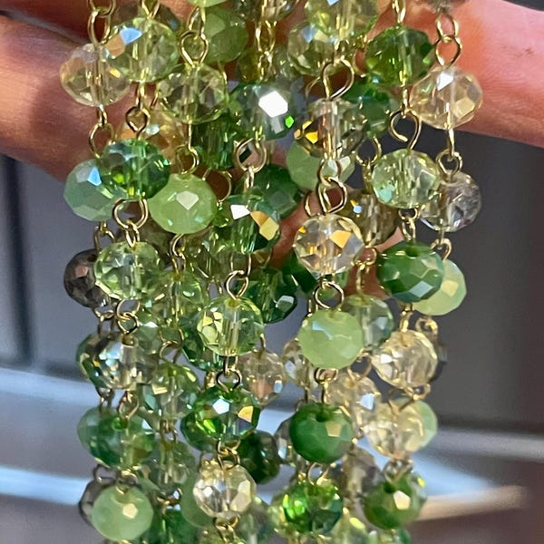 Lovely Sea Green Faceted Glass Bead Chain. The Varying Shades of Green Remind Me of Sea Glass. - 7.8mm Rondelle. Sold by the foot.