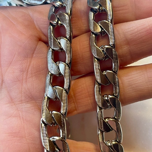 Stainless Steel Cuban Chain. Chunky Curb Chains,  Unwelded, Textured, 17x11.5x3 mm. Priced By The Foot.