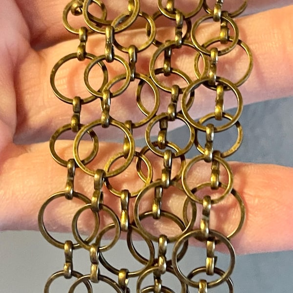 Brass Handmade Chain Large and small circle 8x10xmm, Antiqued Bronze/Brass Color.  Sold by the Foot