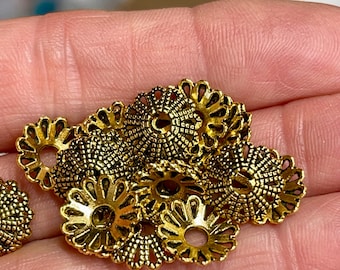 11.4mm Vintage Style, Warm Antique Gold Filigree Bead Cap.  30 Per Order