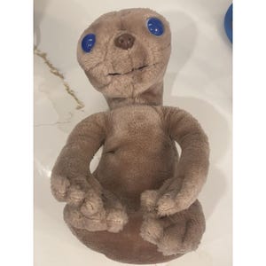 Vintage E.T. Extra Terrestrial Alien Plush 1982 Showtime Doll Toy Stuffed Animal