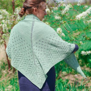 Greenlace Shawl Knitting Pattern: Easy Lace Shawl Design (PDF)