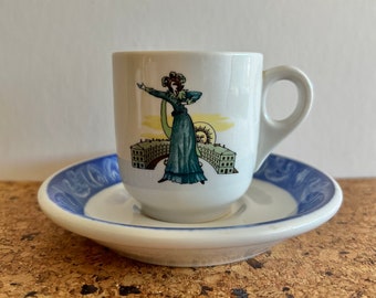 Ambassador East Hotel Chicago Pump Room restaurant demitasse cup and saucer Syracuse China