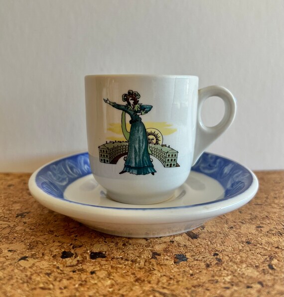 Ambassador East Hotel Chicago Pump Room Restaurant Demitasse Cup and Saucer  Syracuse China - Etsy