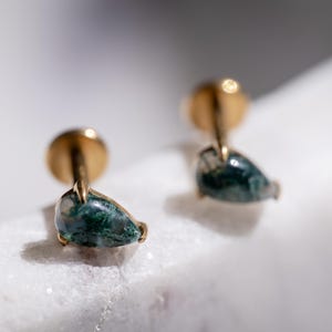 Moss Agate Teardrop, Flat Back Earrings, Titanium Screw Back Studs, Cartilage Jewelry, Helix Tragus Studs, Minimalist Ear Accessories 3113