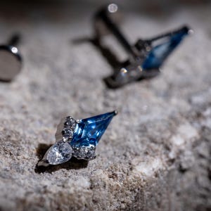 Fire Blue Torch Stud, Flat Back Earrings, Titanium Screw Back Studs, Cartilage Jewelry, Helix Tragus Studs, Minimalist Ear Accessories 3115