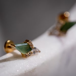 Moss Agate Stone, Flat Back Earrings, Titanium Screw Back Studs, Cartilage Jewelry, Helix Tragus Studs, Minimalist Ear Accessories 2916