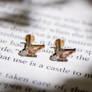 Beige Torch Stud, Flat Back Earrings, Titanium Screw Back Studs, Cartilage Jewelry, Helix Tragus Studs, Minimalist Ear Accessories 3114