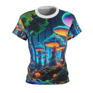 Psychedelic Mushroom T-shirt: Women&#39;s 3D Surreal Neon Art