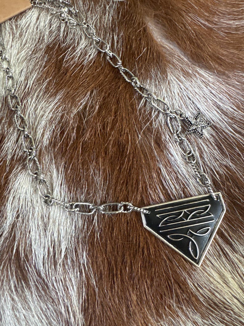 Collar de bebé con puntada de bota imagen 1