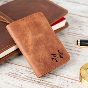 Tarjetero delgado de cuero personalizado, billetera grabada personalizada para hombre, billetera minimalista, regalo para esposo, regalo para el Día del Padre, regalo para papá
